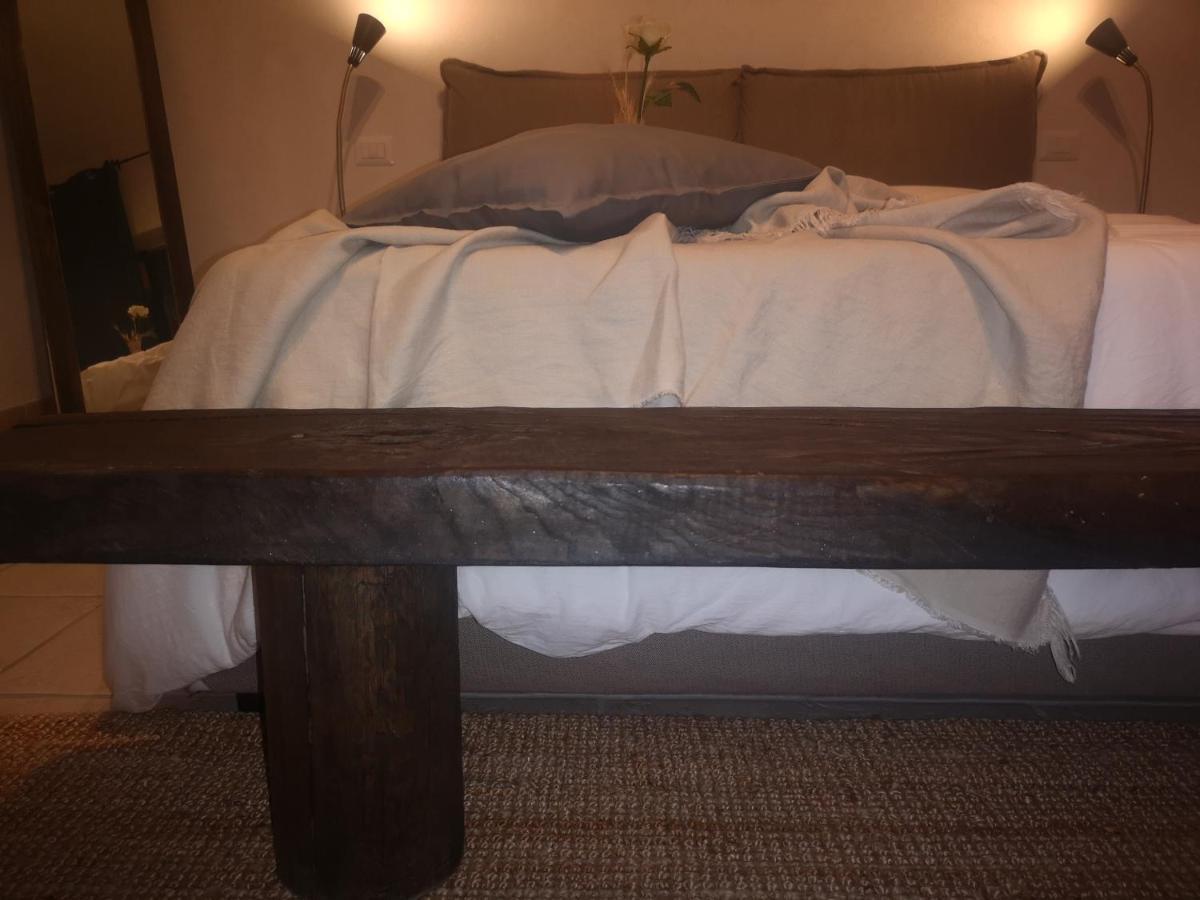 פרוסידה B&B Villa Rosalia מראה חיצוני תמונה