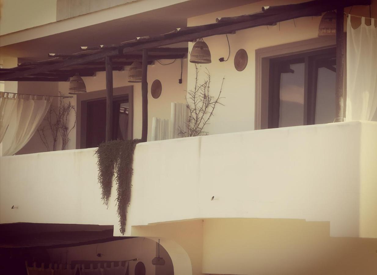 פרוסידה B&B Villa Rosalia מראה חיצוני תמונה