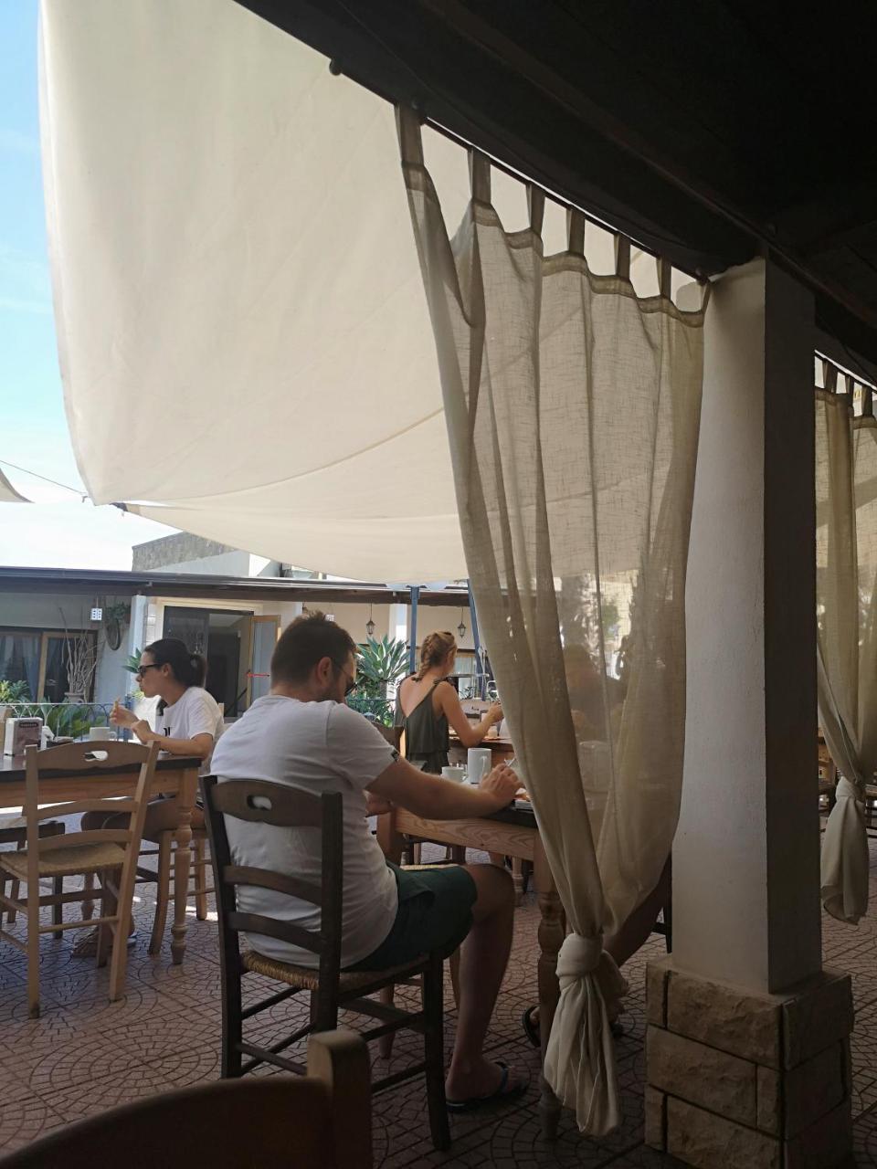 פרוסידה B&B Villa Rosalia מראה חיצוני תמונה