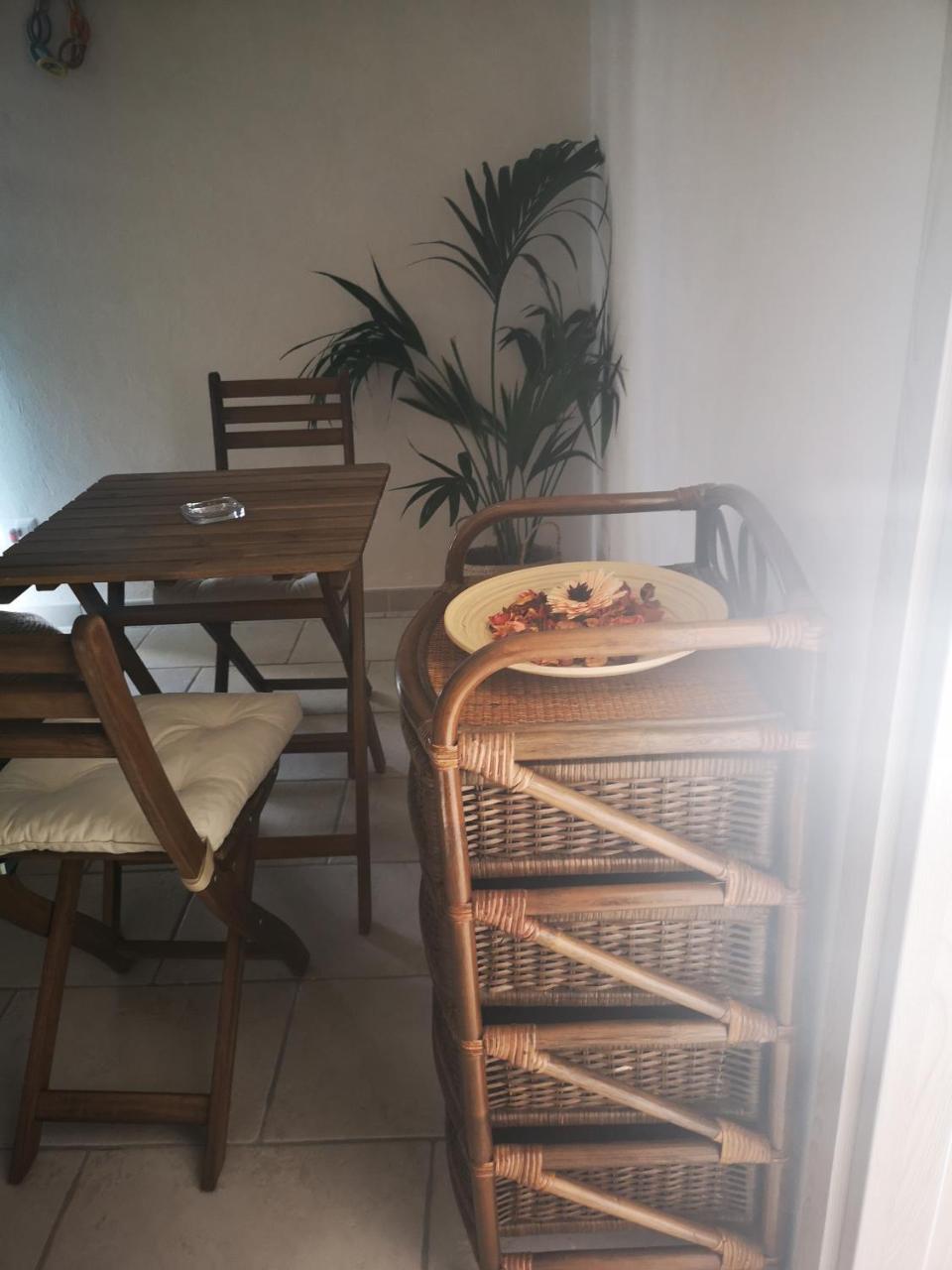 פרוסידה B&B Villa Rosalia מראה חיצוני תמונה
