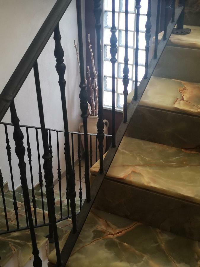 פרוסידה B&B Villa Rosalia מראה חיצוני תמונה